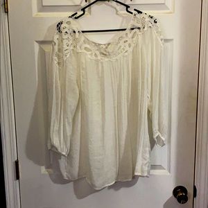 Lace collar blouse
